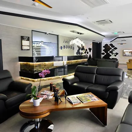 Arus Hotel 3*
