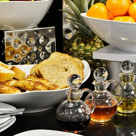 Hotel Arus 3*