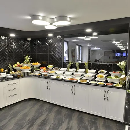 Arus Hotel 3*